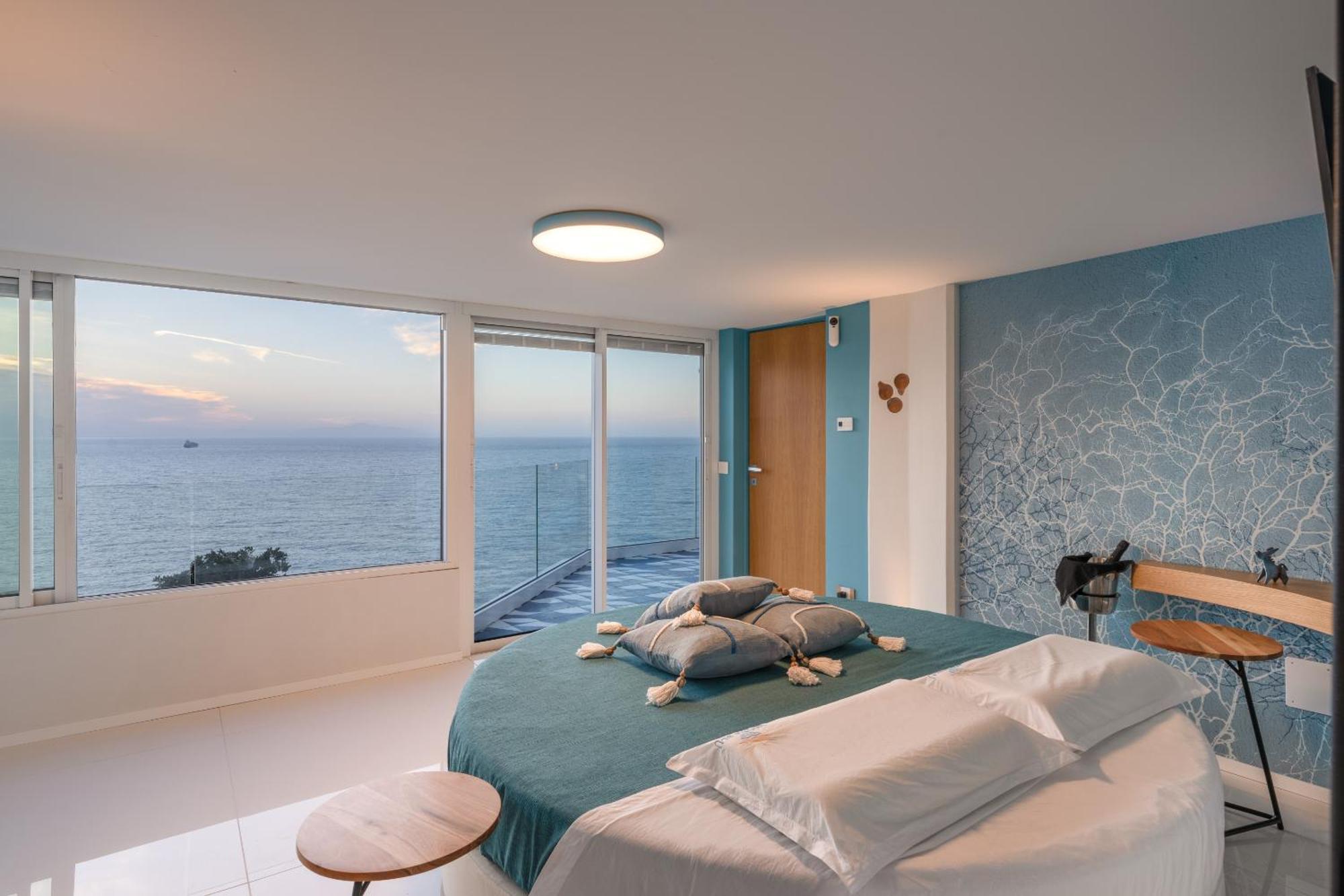 Laguna Blu - Resort Villa Overlooking The Sea On The Amalfi Coast Vietri Екстериор снимка
