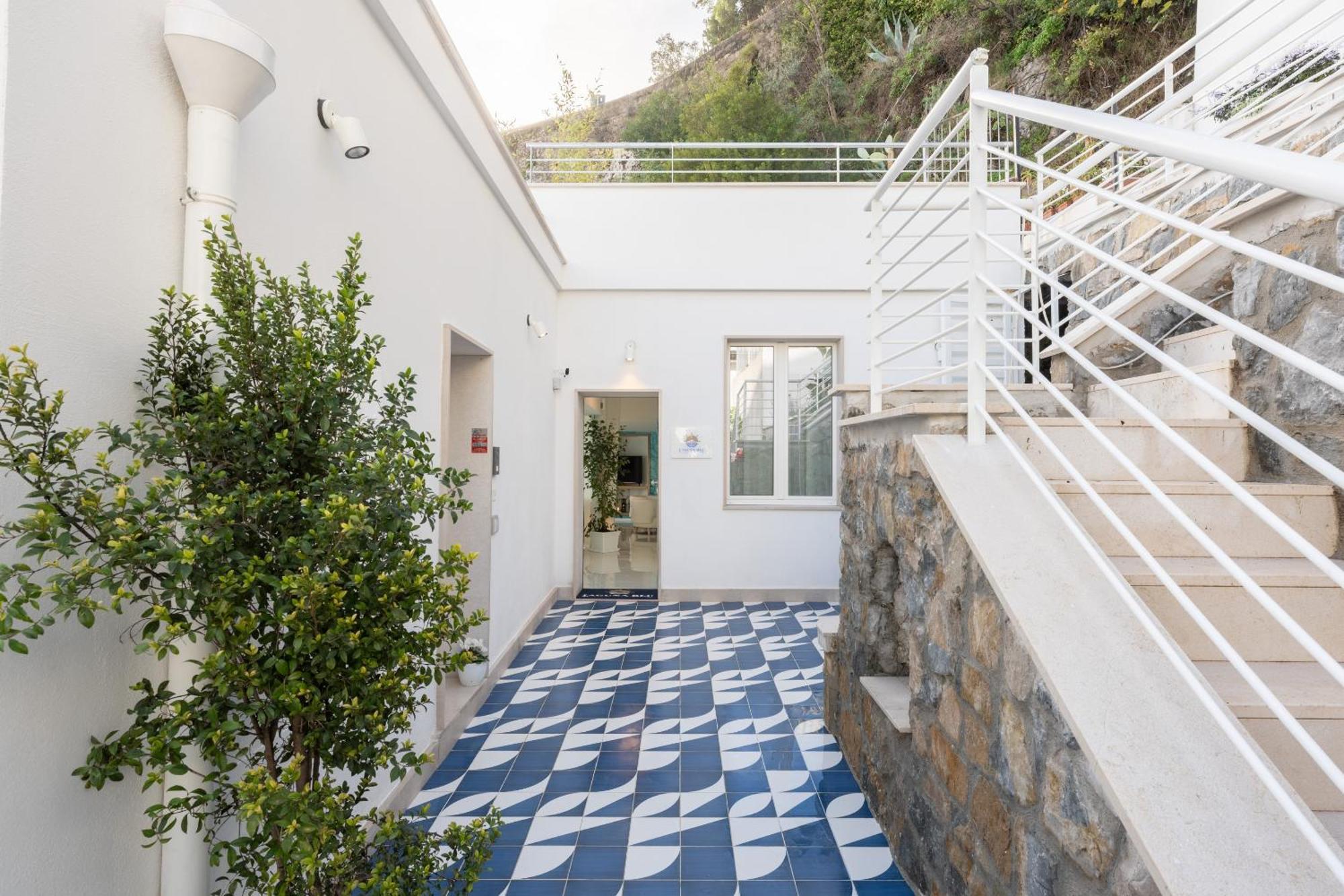 Laguna Blu - Resort Villa Overlooking The Sea On The Amalfi Coast Vietri Екстериор снимка